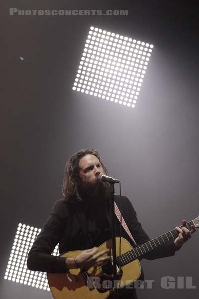 FATHER JOHN MISTY - 2015-10-31 - PARIS - Grande Halle de La Villette - 